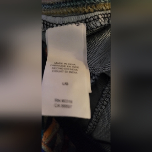 LUCKY Lotus long sleeve cotton top - Picture 7 of 9